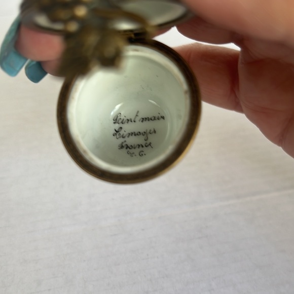 AUTHENTIC LIMOGES WINE BARREL WITH STAND - Picture 4 of 4